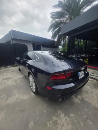 AUDI A7-thumb