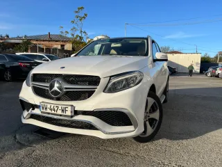 MERCEDES-BENZ GLE 400-thumb