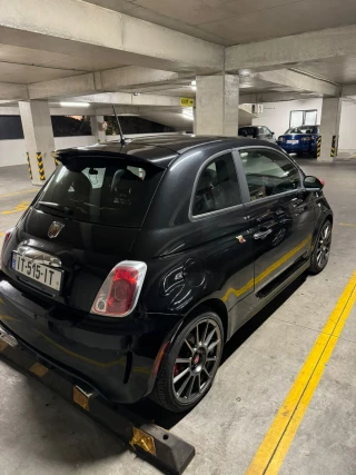 FIAT 500 Abarth-thumb