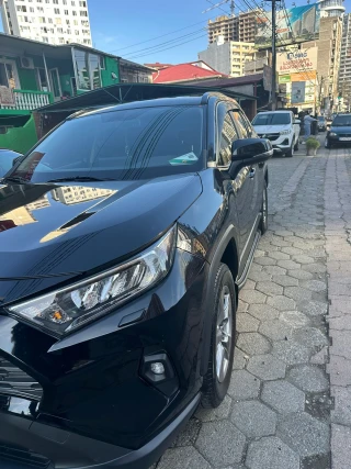 TOYOTA  RAV 4-thumb