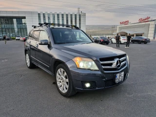 MERCEDES-BENZ GLK 350-thumb