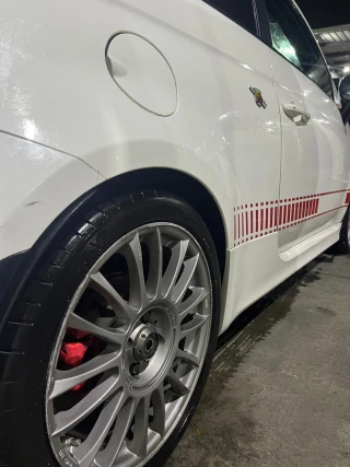 FIAT 500 Abarth-thumb