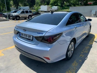 HYUNDAI Sonata-thumb