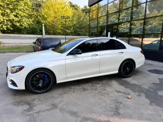 MERCEDES-BENZ E 300-thumb