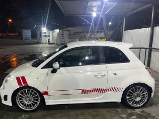 FIAT 500 Abarth-thumb