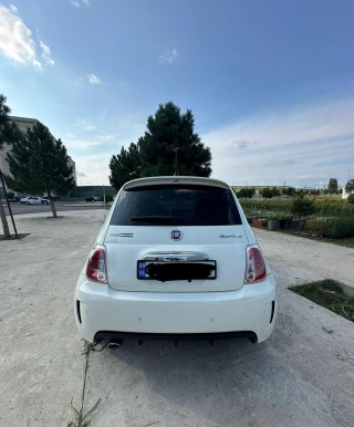 FIAT 500-thumb