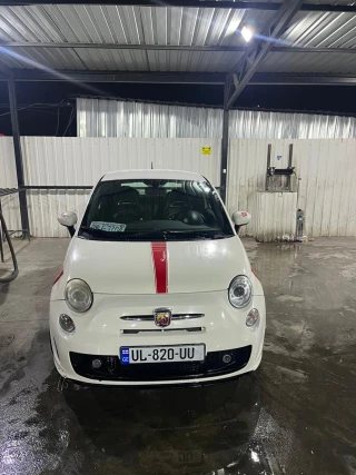 FIAT 500 Abarth-thumb