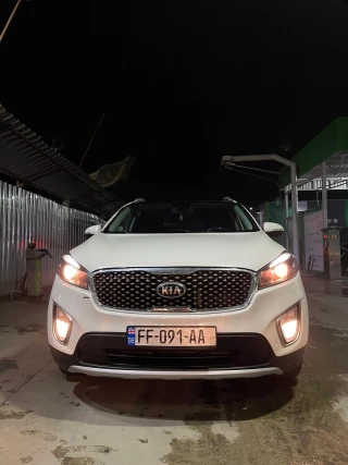 KIA Sorento-thumb