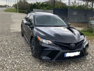 TOYOTA  Camry-thumb