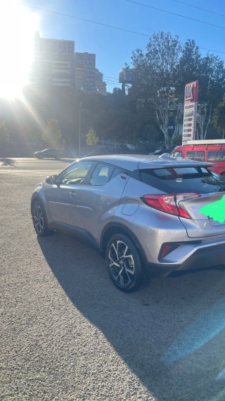 TOYOTA  CHR-thumb