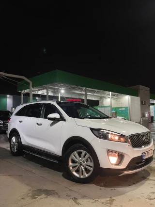 KIA Sorento-thumb