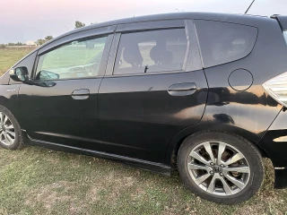 HONDA FIT-thumb