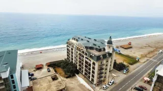 ბინა 208 მზის ჩასვლისას კვარიათი