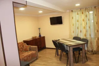 ბინა მაგარი სახლი