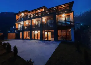 კაპრა სასტუმრო ყაზბეგი