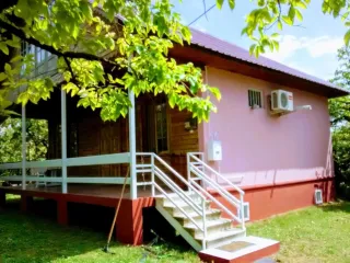 აგარაკი ზღვასთან ახლოს