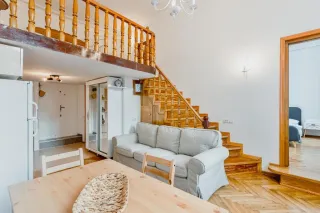 მყუდრო სახლი