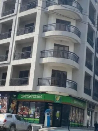 ბინა ქუთაისის ცენტრში