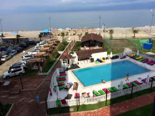 საოჯახო ბინა მეგზავრები