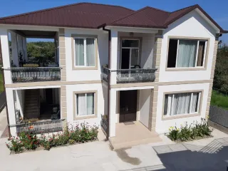 ფლამინგო - სასტუმრო სახლი