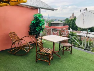 გიორგი ბინა