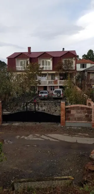 გიოს სასტუმრო სახლი