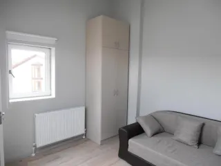 გუდაურის სასახლე