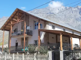 სასტუმრო სახლი 15