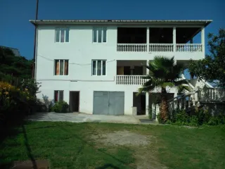 სასტუმრო სახლი მაკა