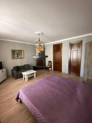 სასტუმრო სახლი ევროპის მოედანზე