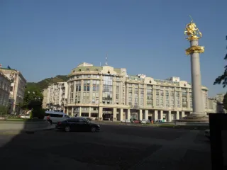 სასტუმრო სახლი რალში