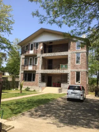 სასტუმრო სახლი შეკვეთილი