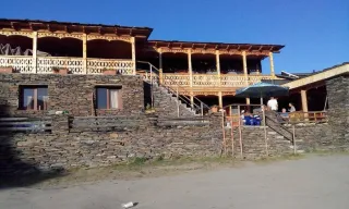 საოჯახო სასტუმრო ლაშარაი