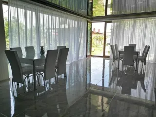 საოჯახო სასტუმრო ნელი და მახო