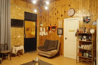 ჰოსტელი 13