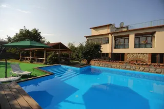 სასტუმრო და ღვინის მარანი ARGE