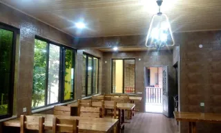 სასტუმროს ხეივანი