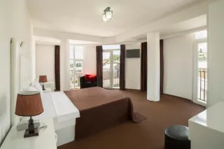 სასტუმრო გრანდ პალასი