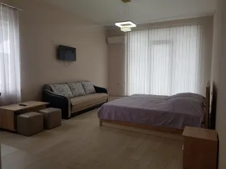 სახლი ქობულეთში, რუსთაველის ქუჩა N122