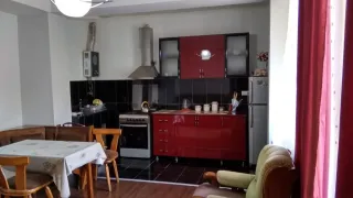 ბინა რუსთაველზე 166 ა