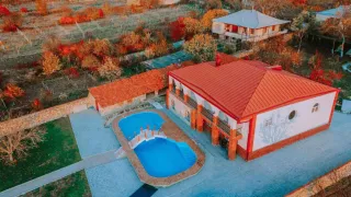 თანამედროვე სასტუმრო სახლი ხაშმში