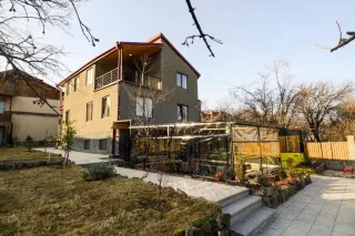 პანორამული სასტუმრო ხედი