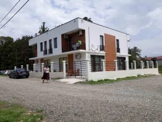 კოტეჯი რიოს ბინაში