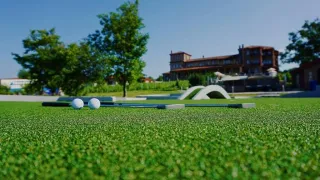 Schuchmann Wines Château, Villas & SPA