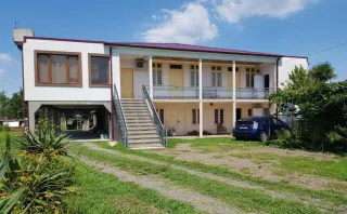 საზაფხულო სასტუმრო სახლი