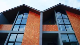 მზიანი ქოხები