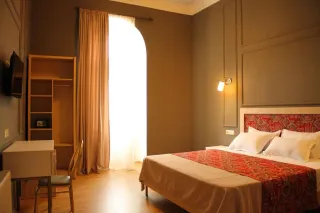 ტაბიძე 22