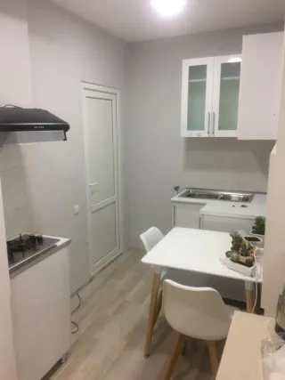 ოროთახიანი ბინა..მეტრო მარჯანიშვილი-ქუჩა-ივანე ჯავახიშვილი 58 ა