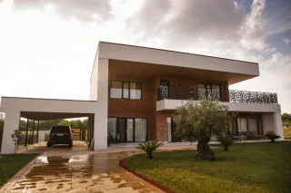 ვილა ამბასადორი კაჭრეთის გოლფის კურორტი