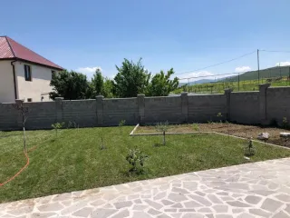 ვილა ბაღით ლისის ტბის მახლობლად, ძალიან წყნარ ადგილას თბილისში